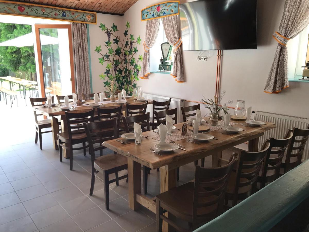 Bendovsky Dvur Bed & Breakfast Dusniky Dış mekan fotoğraf